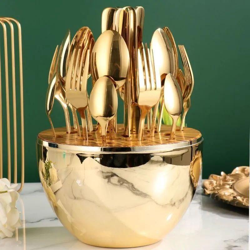 Service de Table Élégance Dorée – 24 Pièces