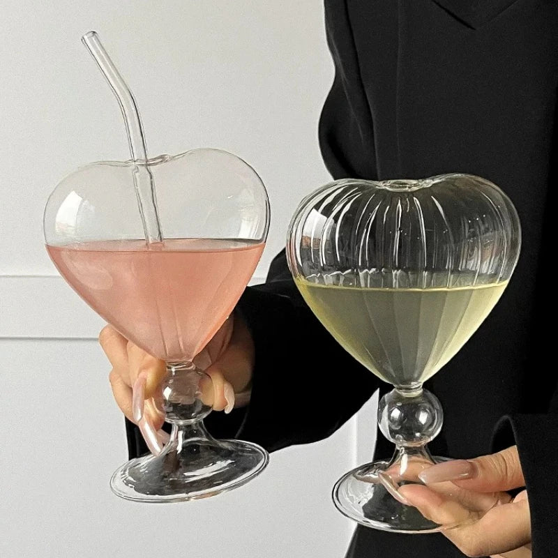 Tasse Créative en Forme de Cœur avec Paille – Verre à Cocktail Haut pour Boissons, Jus & Mélanges