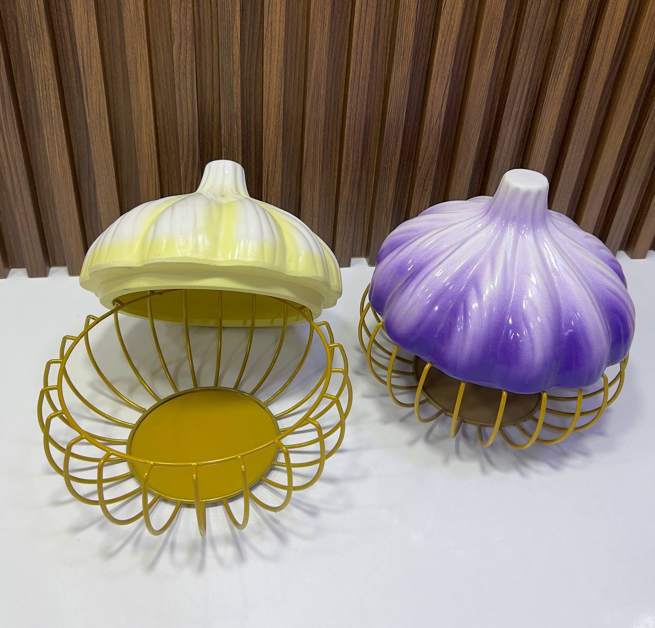 Panier à Ail en Fer avec Couvercle en Céramique