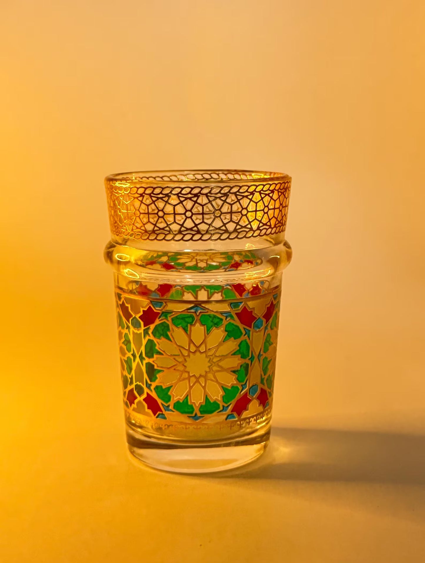 Set de Verres à Thé Marocains en Verre Doré - Élégance et Tradition ✨